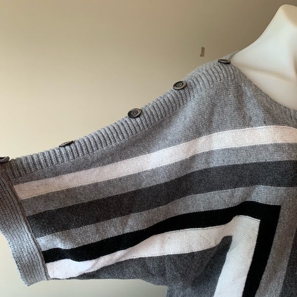 BCBG Maxazria Sweater - Picture 2 of 3
